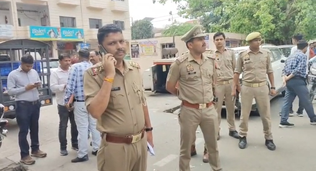 बरेली पासपोर्ट ऑफिस को बम से उड़ाने की धमकी, पुलिस ने संभाला मोर्चा